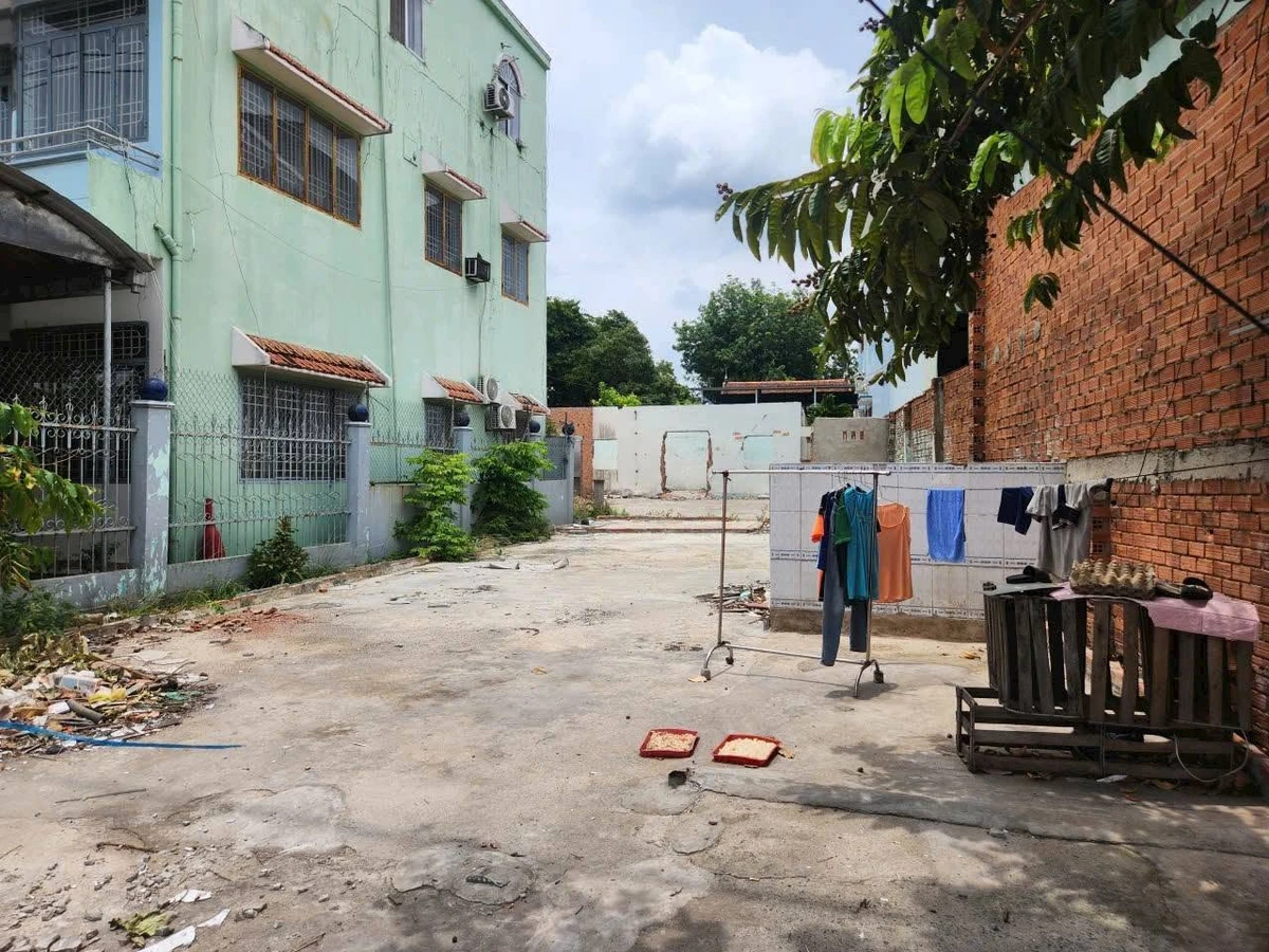 Bán đất mặt tiền Đại Lộ Bình Dương 323m2 giá 11 tỷ 5 - Ảnh thu nhỏ 2
