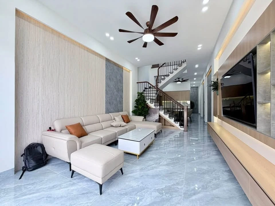 Bán nhà phố 100m² 3PN gần Big C Dĩ An, Bình Dương - Ảnh thu nhỏ 4