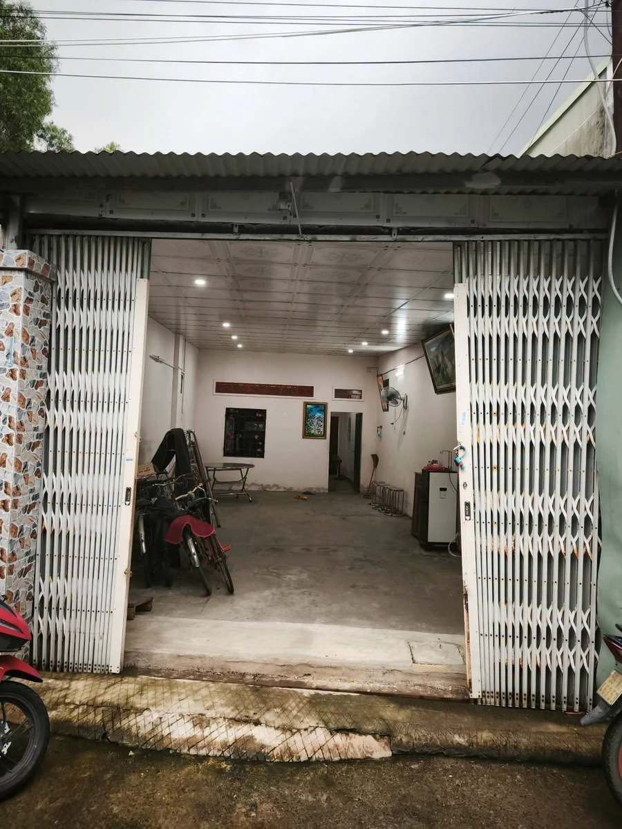 Bán nhà cũ 128,7m² Long Hưng, Đồng Nai, 2 tỷ 300 triệu - Ảnh 1