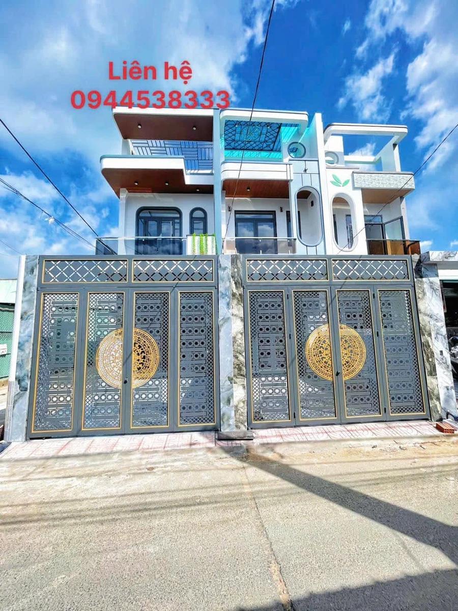 Bán nhà góc 2 mặt tiền 100m2, 3PN Thủ Đức 4 tỷ 150 triệu - Ảnh 1