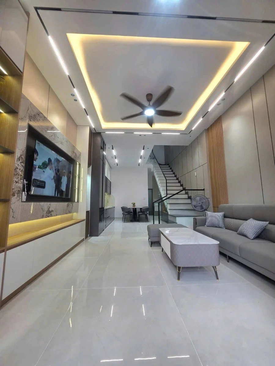 Bán nhà 3 phòng ngủ 180m2 mặt tiền Hoàng Văn Thái Gò Vấp - Ảnh thu nhỏ 3