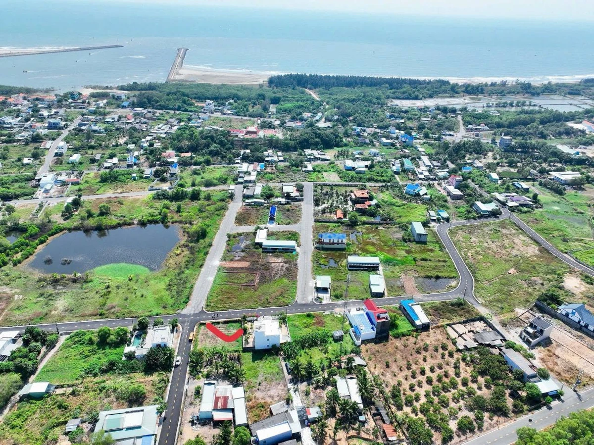 Đất Lộc An 148,5m² gần biển, giá 1 tỷ 880 triệu - Ảnh 1