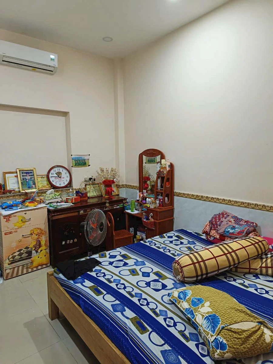 Nhà lầu 2 mặt tiền 9PN 250m² Biên Hòa 7 tỷ 990 triệu - Ảnh thu nhỏ 4