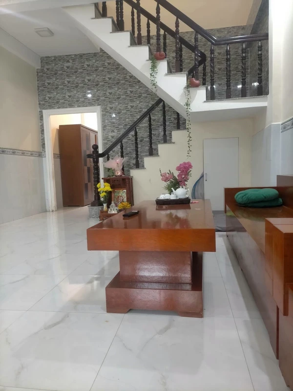 Bán nhà 1 trệt 1 lầu 74m² mặt tiền Rạch Giá