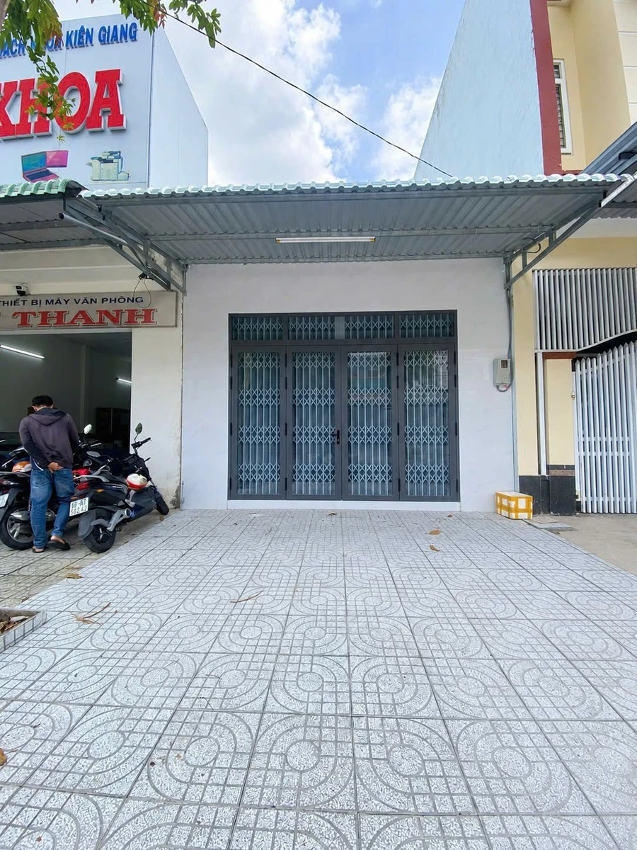 Cho thuê nhà mặt tiền Phạm Hùng Rạch Giá 100m² 7 triệu/tháng - Ảnh 1