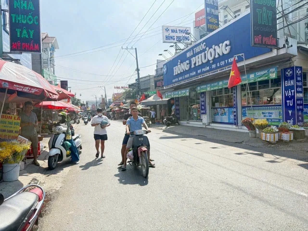 Bán shophouse mặt tiền Chợ Kinh Doanh 108m² Dĩ An 7,9 tỷ - Ảnh 1
