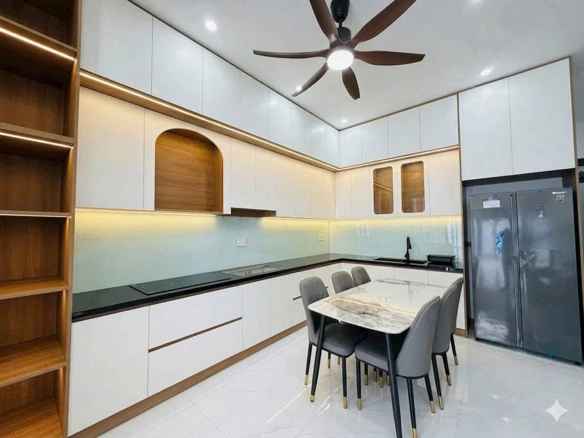 Nhà mặt tiền bán Nguyễn Trường Tộ 105m² giá 2 tỷ 960 - Ảnh thu nhỏ 4