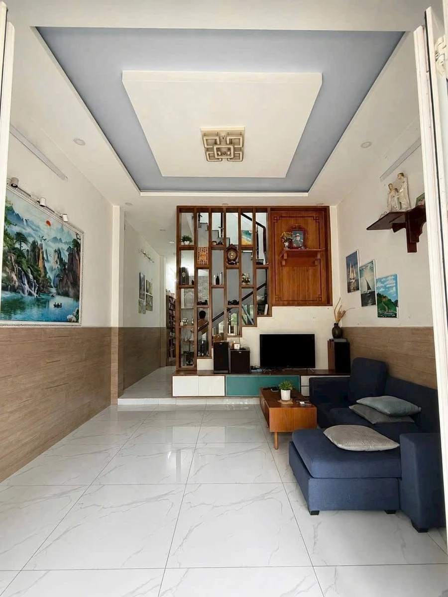 Bán nhà 2 tầng 52m2, 2PN 2WC, hẻm xe hơi đường 32, Linh Đông, Thủ Đức - Ảnh thu nhỏ 3