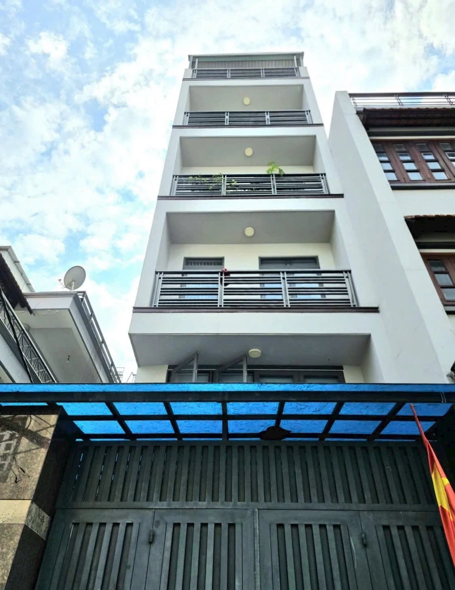 Bán nhà 6 tầng thang máy 104m² Trường Sơn Tân Bình 23.3 tỷ - Ảnh 1