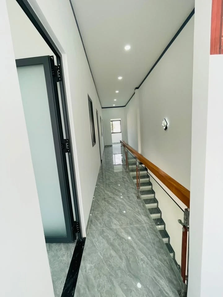 Bán nhà 3PN Bến Cát, 80m2, sổ hồng, 2tỷ750 - Ảnh thu nhỏ 4