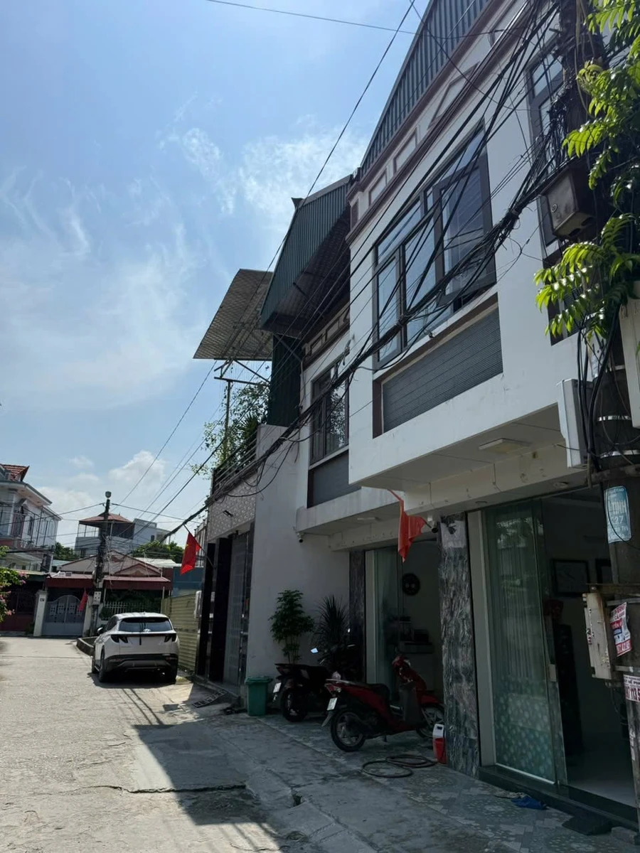 Bán nhà 2 tầng 56.3m² đường Thanh Niên, Cẩm Phả - Ảnh 1