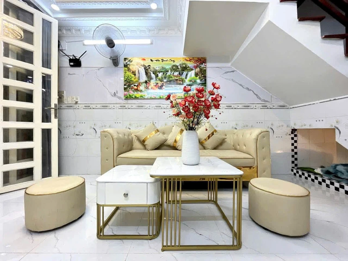 Bán nhà 3 lầu 4PN 27m² Huỳnh Tấn Phát Nhà Bè 2.68 tỷ - Ảnh thu nhỏ 2