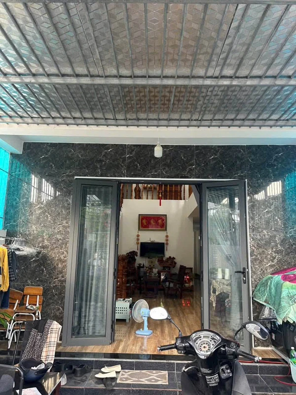 Bán nhà 2 tầng hẻm xe hơi 109,4m2 đường Lương Đình Của, Nha Trang