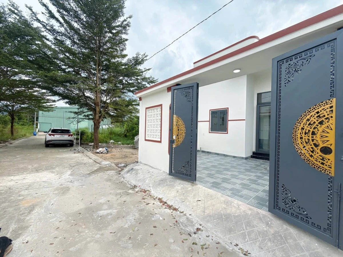 Bán nhà 2PN 90m2 Tân Định Bến Cát 1,75 tỷ - Ảnh 1