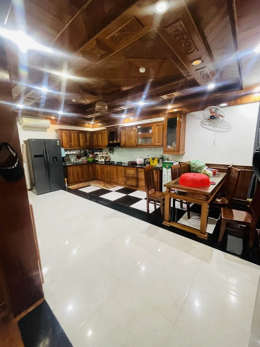 Bán nhà 5PN 193m² Hội An, 7 tỷ, ngang 10m, sân rộng - Ảnh thu nhỏ 3