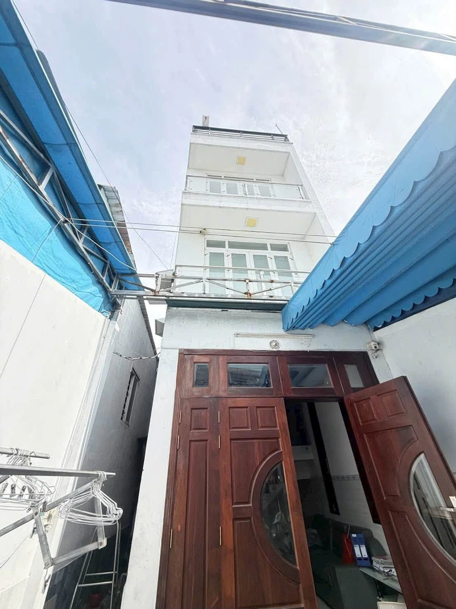 Bán nhà 4 tầng hẻm thông 58m2, 4PN 3WC sát Phạm Văn Đồng, Linh Tây, Thủ Đức - Ảnh 1