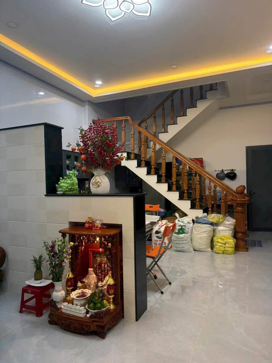 Bán nhà lầu mặt tiền kinh doanh 120m² Phan Thiết 4.2 tỷ - Ảnh thu nhỏ 4