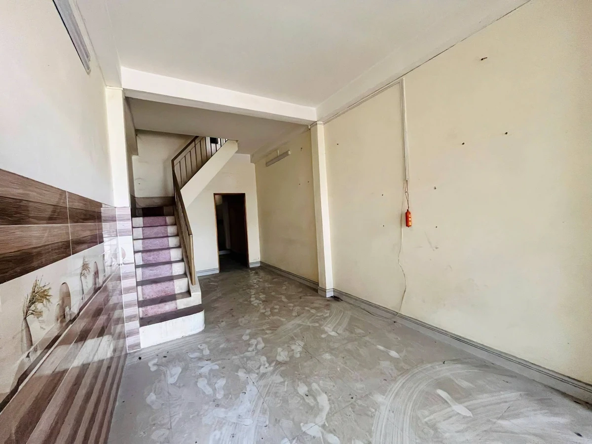 Bán nhà 1 trệt 1 lầu mặt tiền Chợ Đồn Biên Hòa 48m² giá 2,1 tỷ - Ảnh thu nhỏ 3