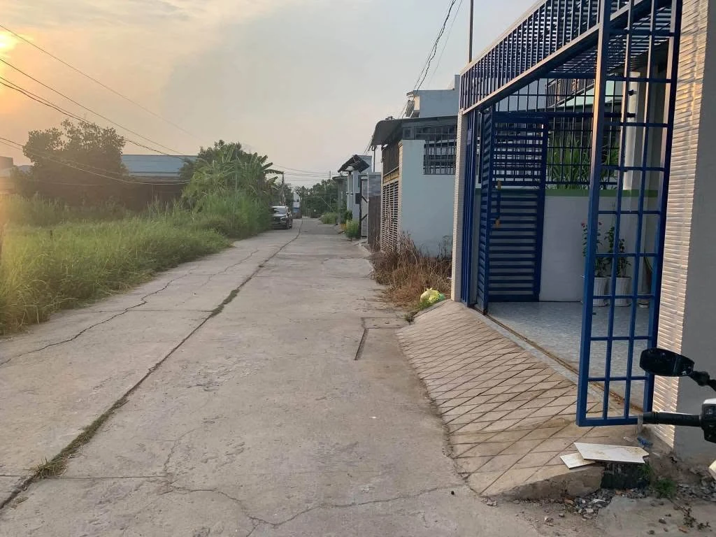 Bán lô đất thổ 150m² Nguyễn Văn Rành Phường 7 Tân An 1 tỷ 350 - Ảnh thu nhỏ 2