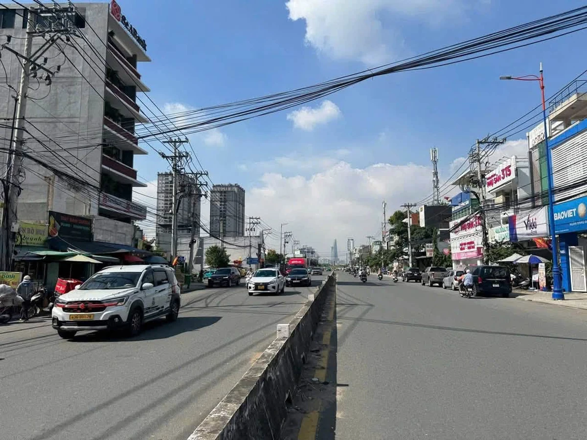 Bán nhà mặt tiền Lương Định Của, Quận 2, 82,5m², trệt 3 lầu, giá 42 tỷ - Ảnh thu nhỏ 2