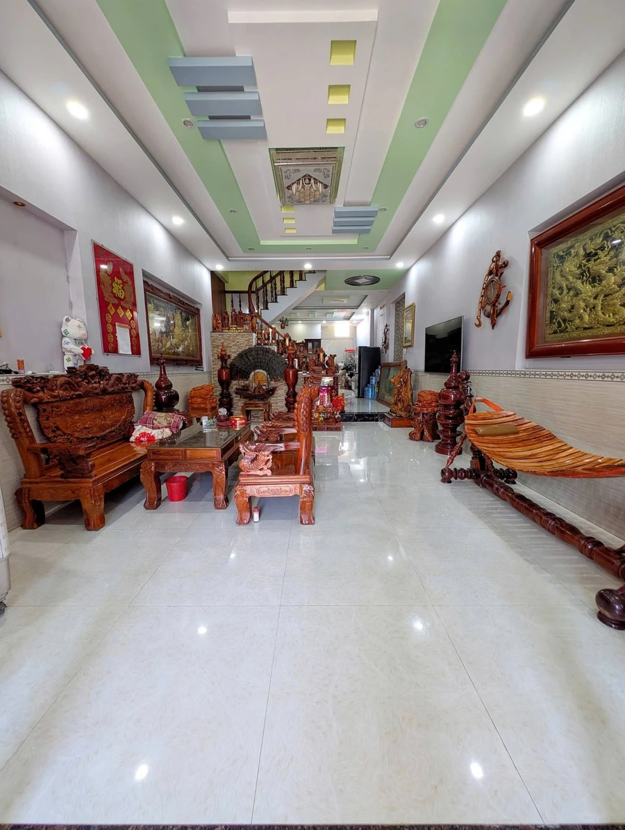 Bán nhà 1 trệt 1 lầu mặt tiền 100m2 Văn Thánh, Quận 12 - Ảnh 1
