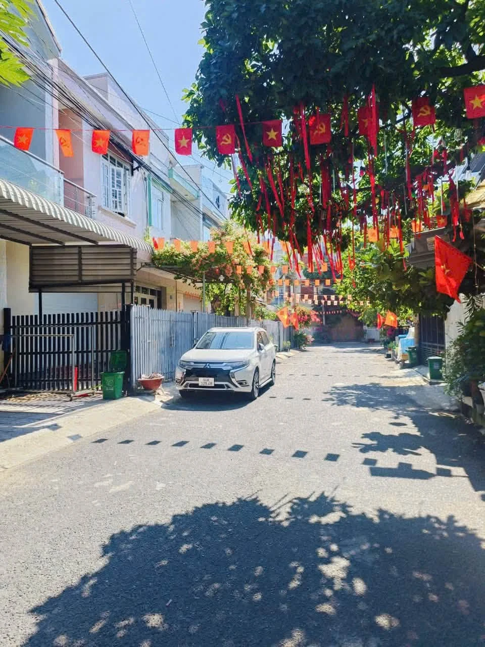 Bán nhà 1 trệt 1 lầu Tân Phong 160m2, 4 tỷ 9 - Ảnh 1