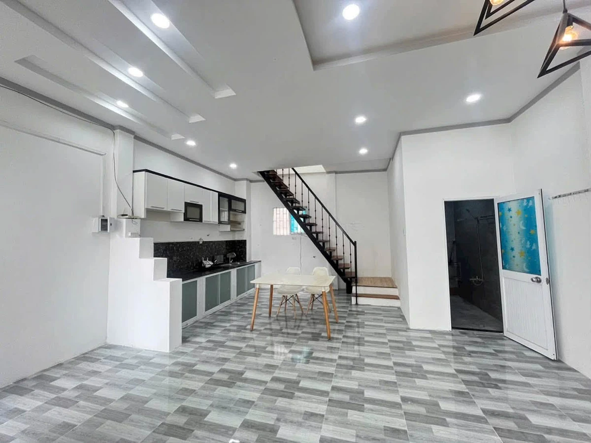 Bán nhà 1 trệt 1 lầu mặt tiền 120m2 Phú Thuỷ, Phan Thiết - Ảnh thu nhỏ 5