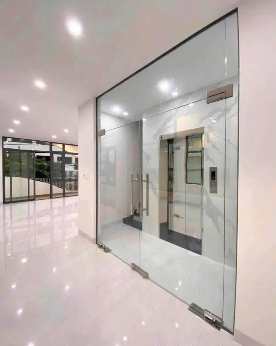 Cho thuê nhà góc 2 mặt tiền đường Diên Hồng, Quy Nhơn, 90m2, 2 tầng, 20 triệu/tháng - Ảnh thu nhỏ 4