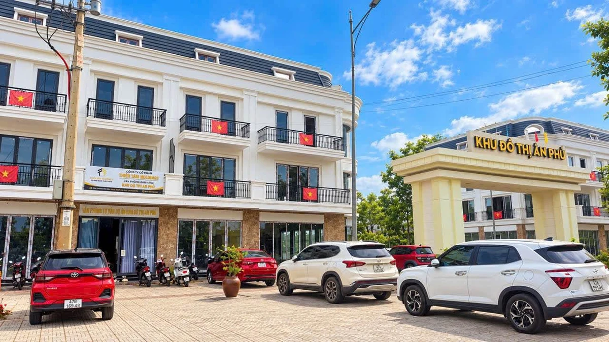 Shophouse Ân Phú mặt tiền Hà Huy Tập 266m² giá 6 tỷ - Ảnh 1