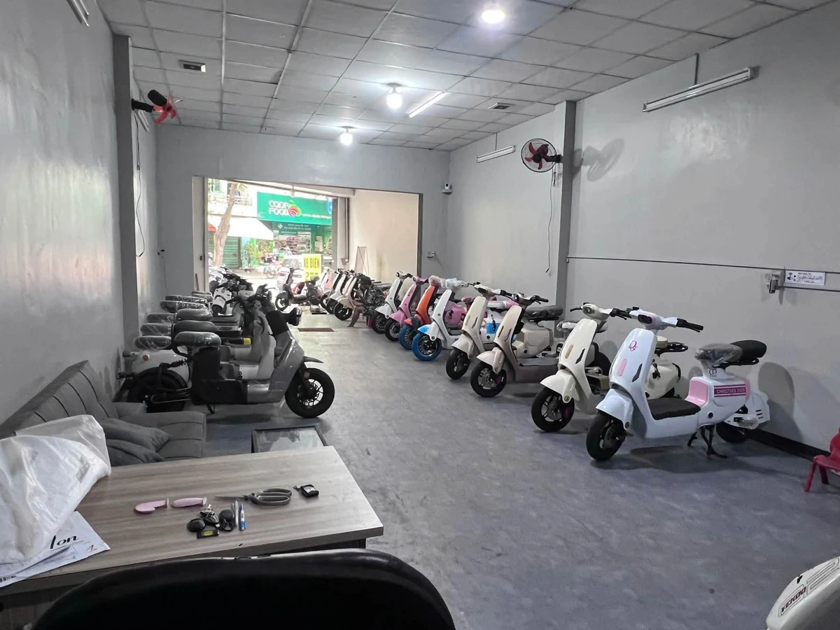 Bán nhà cấp 4 nguyên căn 5m8x32m đường Vườn Lài, Tân Phú giá 20 tỷ - Ảnh thu nhỏ 3