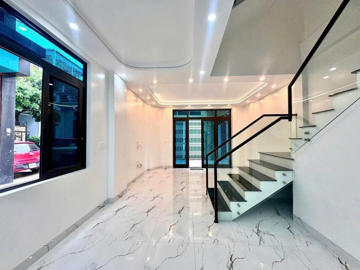 Nhà bán 3 tầng 54m² 3PN 3WC mặt tiền Hải Thượng Lãn Ông - Ảnh 1