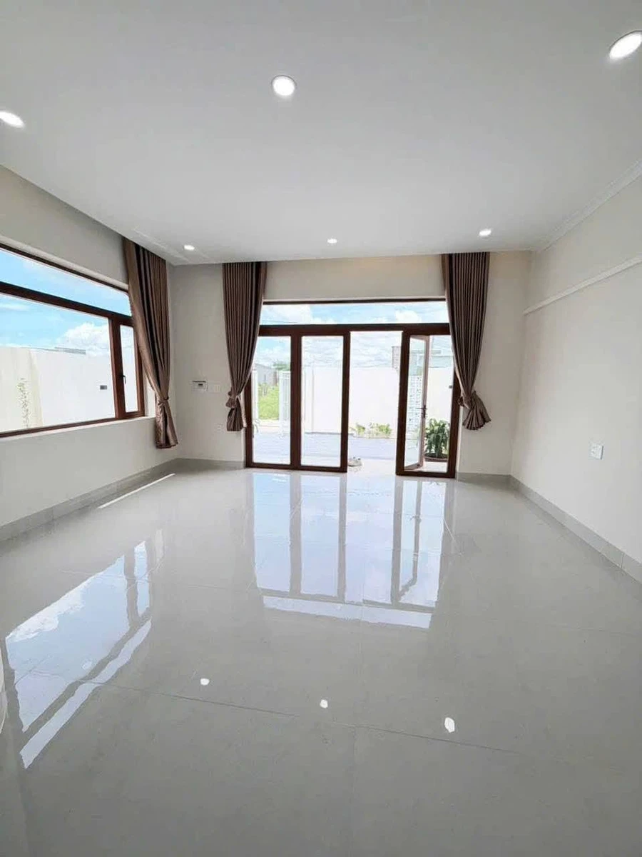 Bán nhà mới xây 150m2 2 PN Bình Thuận - 1 tỷ 550 triệu - Ảnh thu nhỏ 4