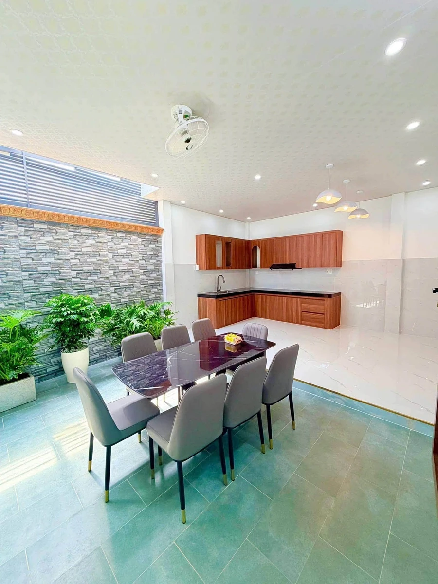 Nhà mặt tiền 3PN Thủ Dầu Một, 300m² giá 4,75 tỷ - Ảnh thu nhỏ 4