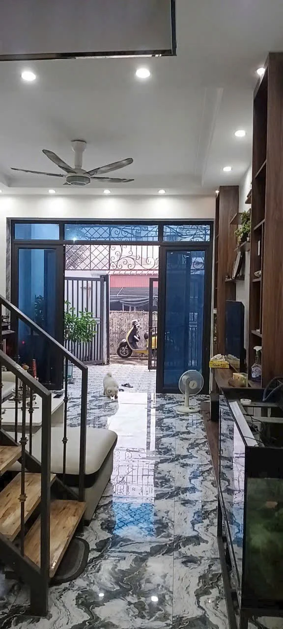 Bán nhà 2 tầng 60m mặt tiền Tê Chử, Bình Tân - Ảnh 1