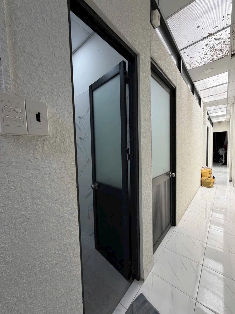 Bán nhà cấp 4 hẻm xe hơi 62m2, 2PN, sát vách Hà Đô Quận 10, giá 7,9 tỷ - Ảnh thu nhỏ 5