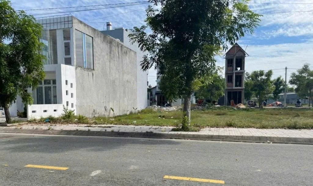 Bán đất 100m2 sổ đỏ giá 850 triệu gần QL51 - Ảnh thu nhỏ 3