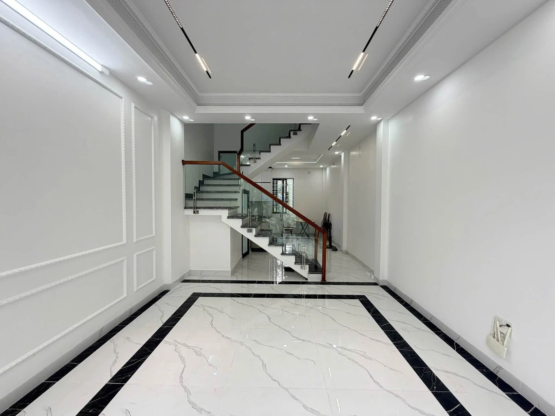 Bán nhà 3 tầng 43m² phố Đằng Hải 3 tỷ 250 triệu - Ảnh 1