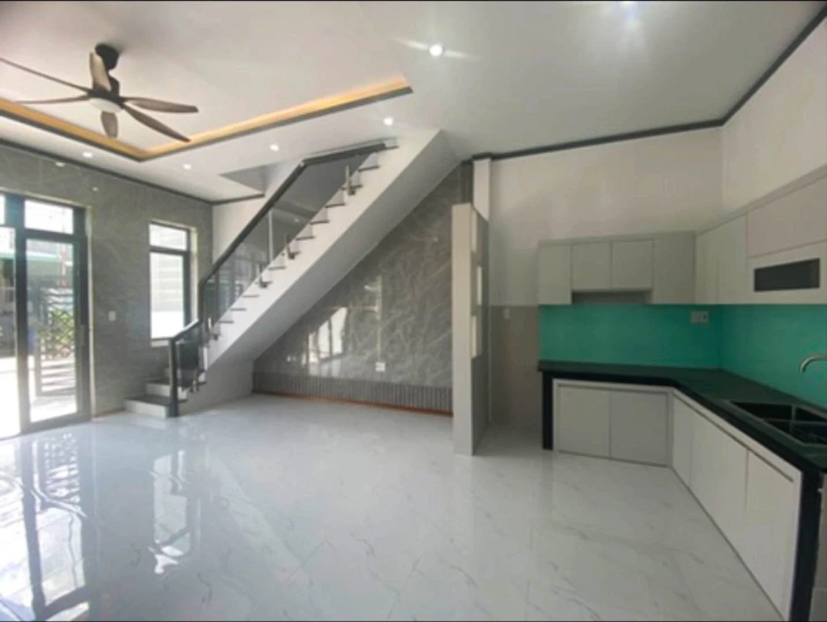 Nhà lầu góc 2 mặt tiền 75m² Tân Bình 2 tỷ 450 - Ảnh thu nhỏ 5