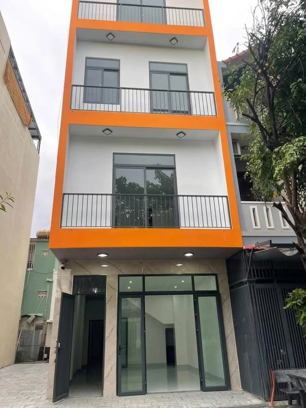 Bán shophouse 6 phòng cho thuê + mặt bằng kinh doanh sát biển, 80m², Đà Nẵng