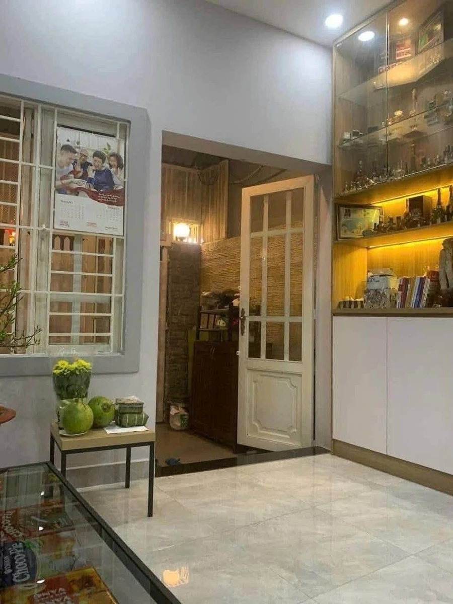 Bán nhà hẻm 4 tầng 56m2, 4PN, gần Vincom Quang Trung Gò Vấp, giá 5,6 tỷ - Ảnh thu nhỏ 3