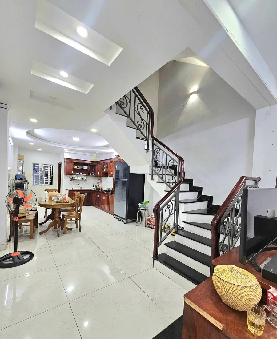Bán nhà hẻm xe hơi 80m² 1 trệt 1 lầu 3PN đường Nguyễn Kiệm, Gò Vấp giá 6,5 tỷ - Ảnh thu nhỏ 3