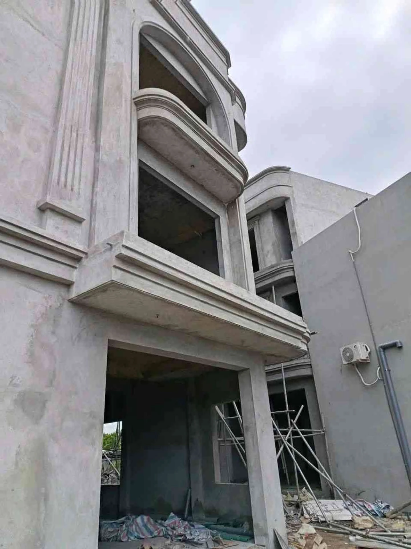 Bán nhà 3 tầng 52.3m² Làng Công An, Cao Xanh 2.85 tỷ - Ảnh 1