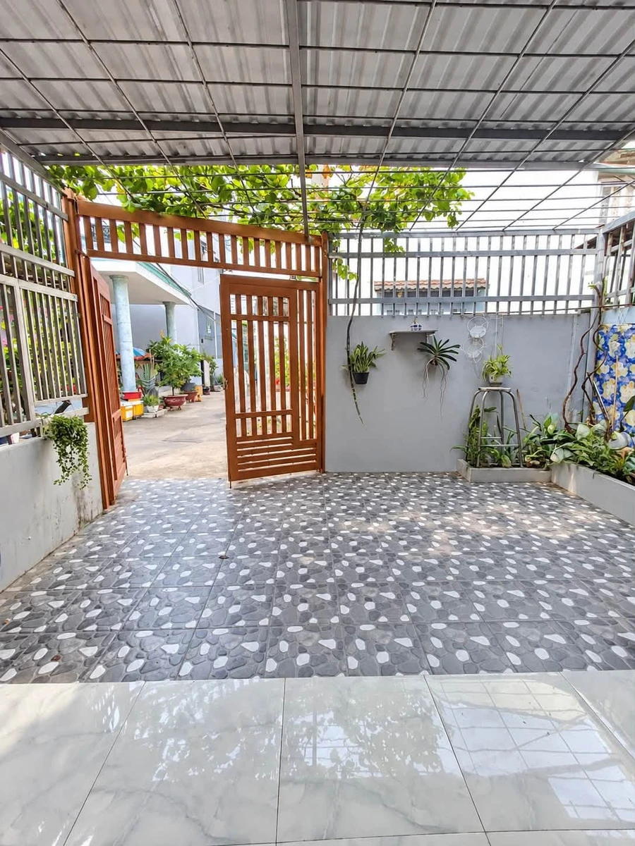 Bán nhà 80m² full thổ cư đường Lê Văn Việt, Thủ Đức giá 4,9 tỷ - Ảnh thu nhỏ 3