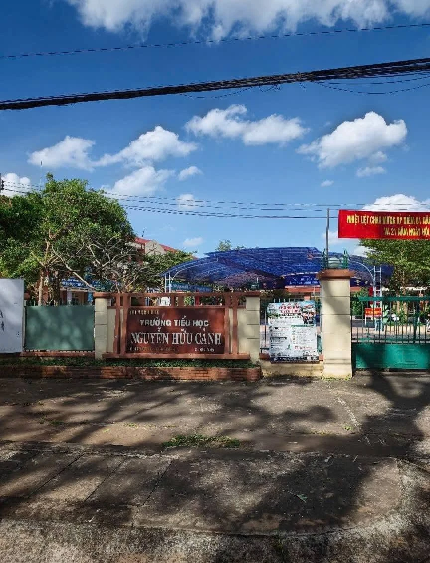 Bán nhà 3 phòng ngủ 105m² full nội thất Long Khánh 2,3 tỷ 3t690 - Ảnh 1