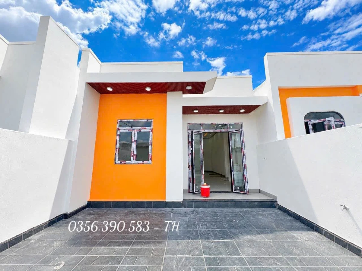 Bán nhà phố mặt tiền 5x20m Quận 12, giá 1 tỷ - Ảnh thu nhỏ 2