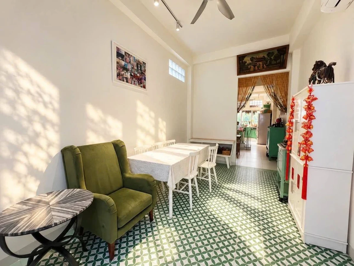 Bán nhà 4 tầng 62m2 phong cách Indochine, 4 phòng ngủ gần chợ Bà Chiểu, Bình Thạnh - Ảnh thu nhỏ 3