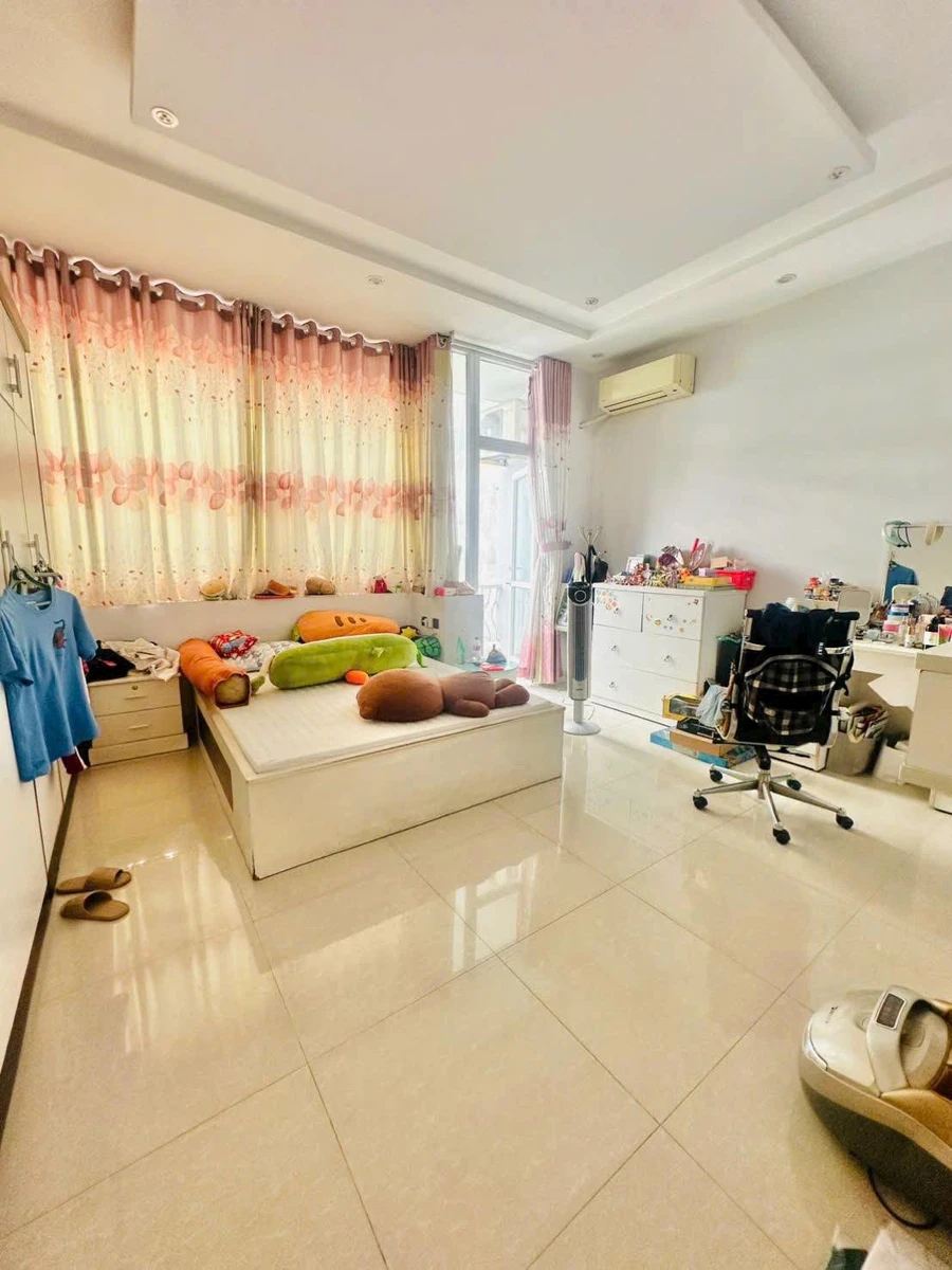 Bán nhà 4PN 250m2 gần Văn Hạnh Mall, Quận 10 - Ảnh thu nhỏ 5