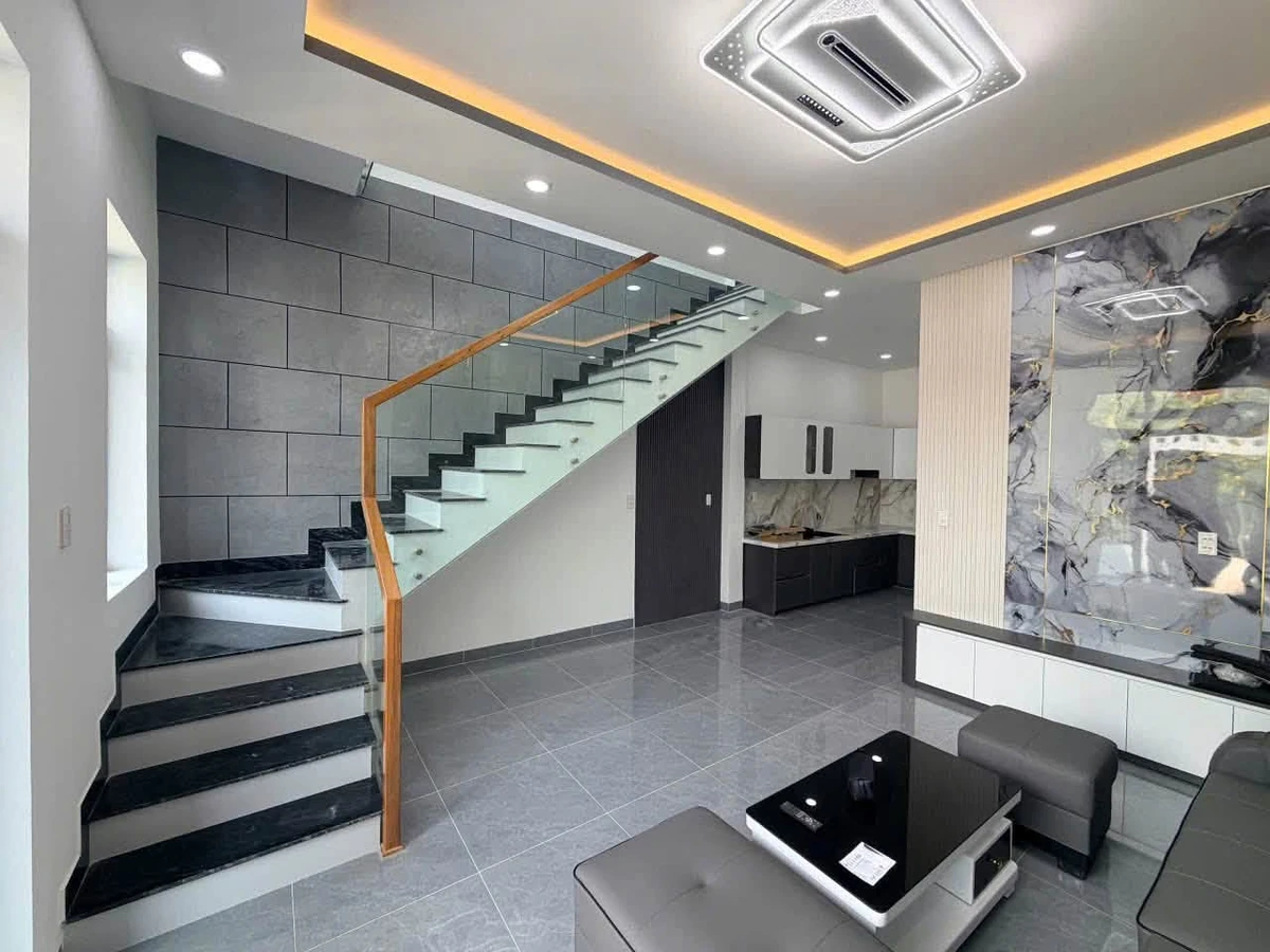 Bán nhà mới 3PN 2 tầng Diên Khánh 67,5m² giá 2,45 tỷ - Ảnh thu nhỏ 5
