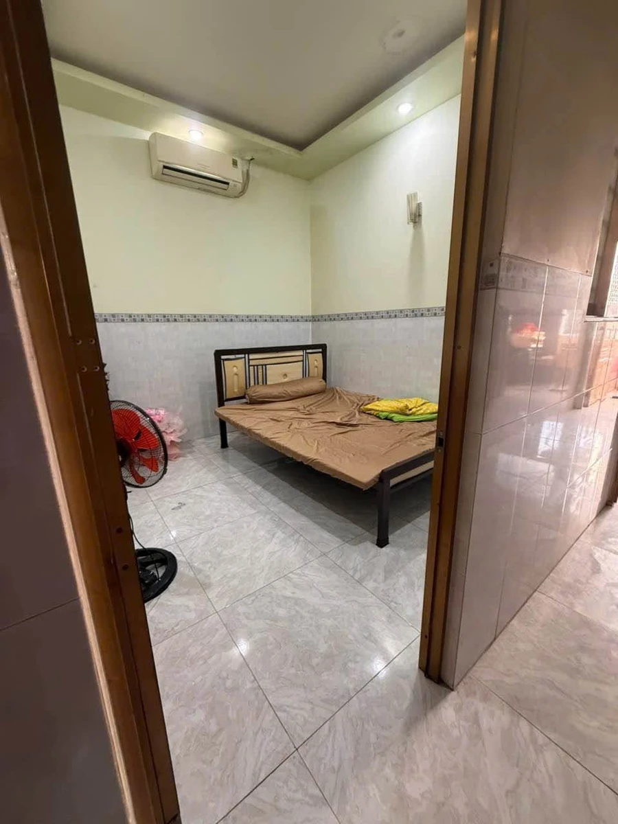 Nhà gác lửng kinh doanh 100m2 mặt tiền đường Nhựa, giá 2 tỷ - Ảnh thu nhỏ 5
