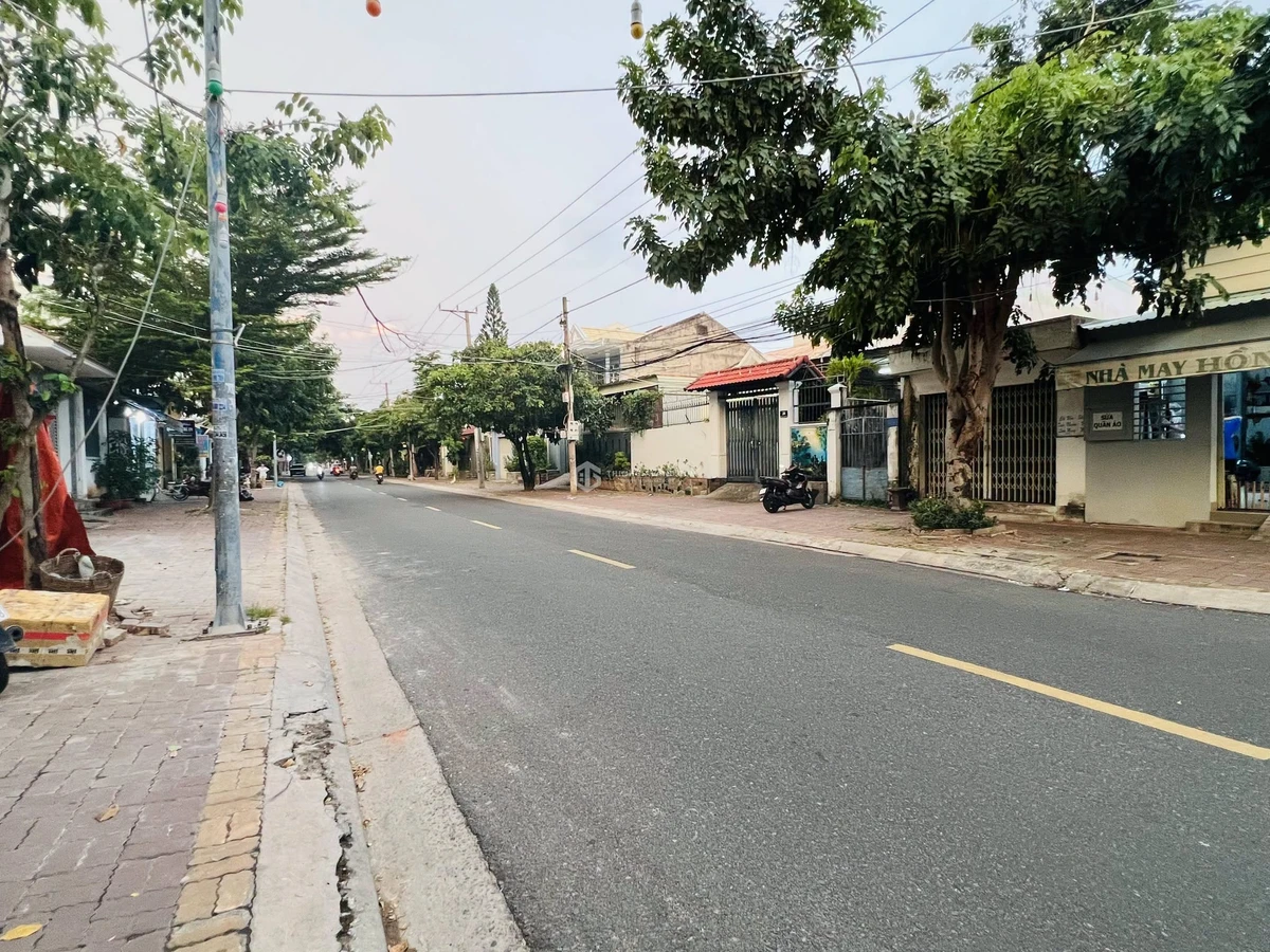 Bán nhà mặt tiền Ngô Quyền Vũng Tàu 142m2, 8.5 tỷ - Ảnh thu nhỏ 2
